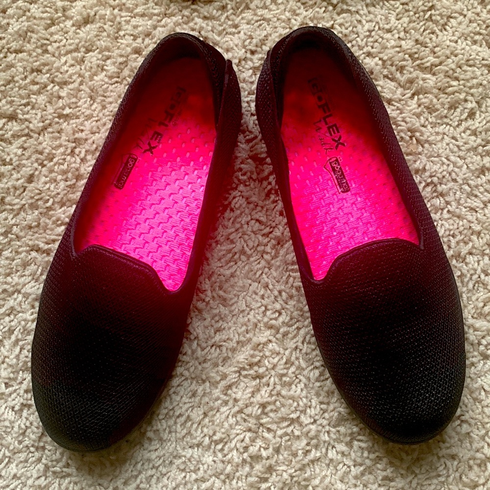 Sketchers Go Flex black flats 7.5